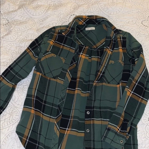 Flannel - Picture 2 of 4